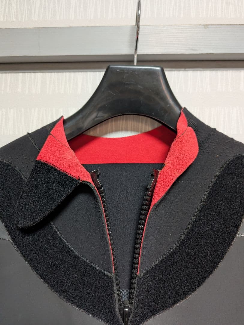 WEST セミドライウェットスーツ ブラック/ブルー MLサイズ