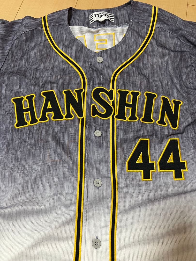 阪神タイガース 梅野隆太郎 レプリカユニフォーム 旧背番号44 - メルカリ