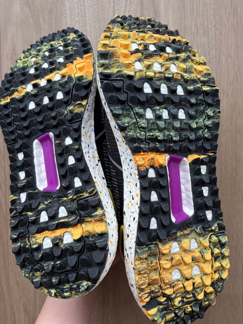 未使用　レディースadidas SOLARTHON　ゴルフシューズ　23.5cm