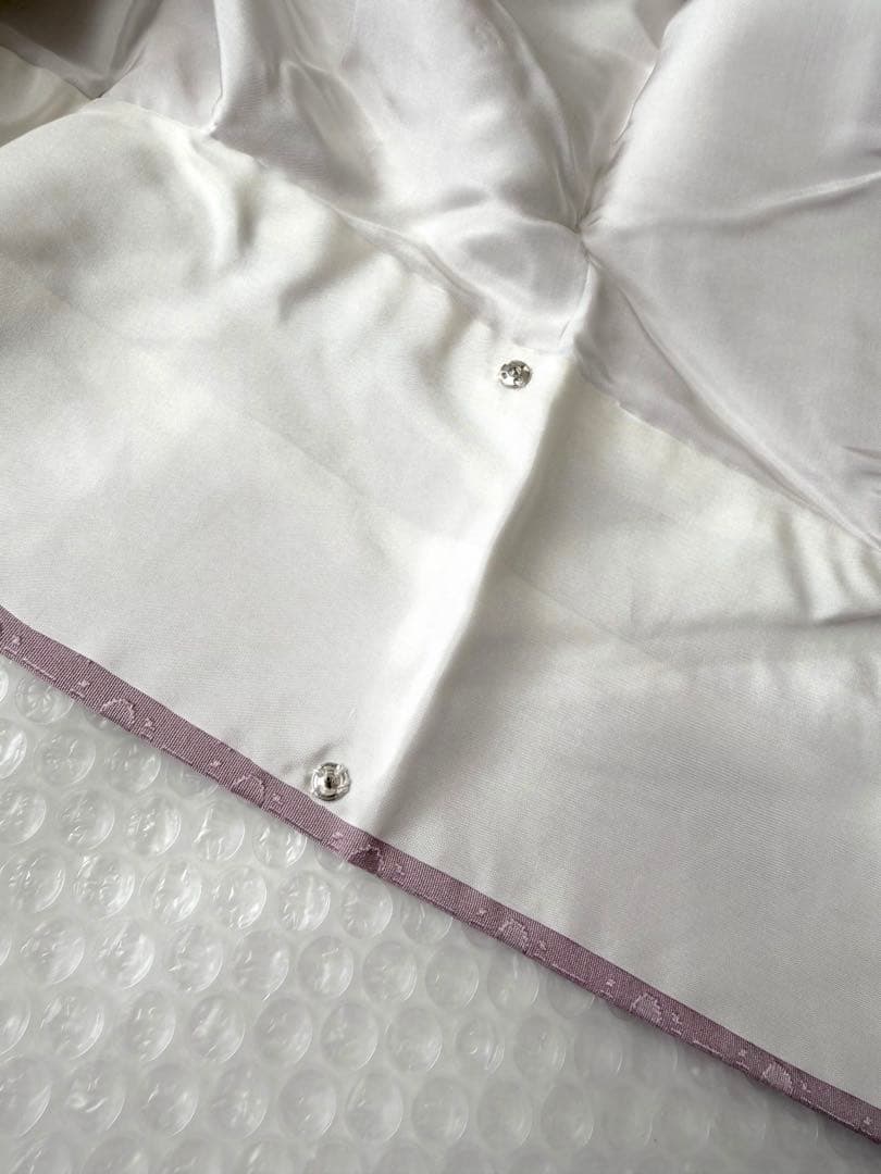 a16【特価】美品 抽象模様織り出し 一つ紋 正絹 色無地 裄 65.5 - メルカリ