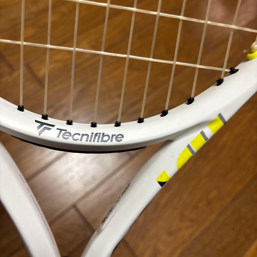 テクニファイバー TFX 275 グリップ1 ソフトラケットケース