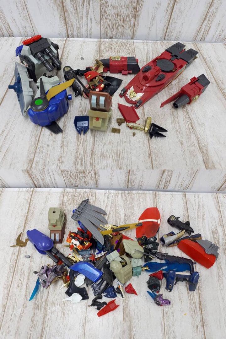 写真8枚 元祖SDガンダム 聖機兵物語 など？　大量　ジャンク扱い 写真8枚 元祖SDガンダム 聖機兵物語 など？ 大量 ジャンク扱い 写真8枚