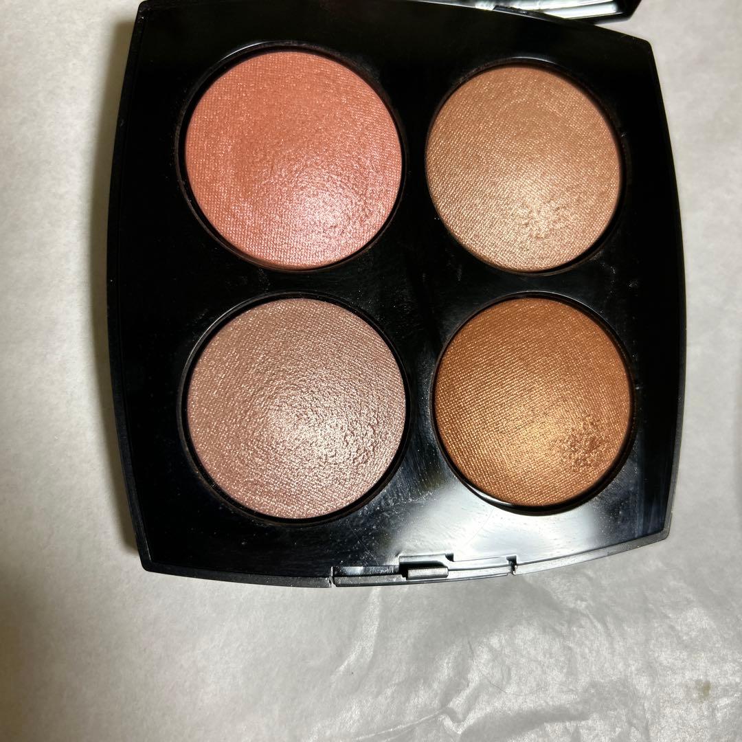 再値下げしましたCHANEL ジュードゥルミエール シャネルの2025年春夏コスメ「ジュー ドゥ ルミエール」のツヤ感が推し