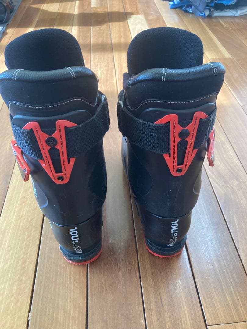 ROSSIGNOLロシニョールEVO70 スキーブーツ　25.5cm