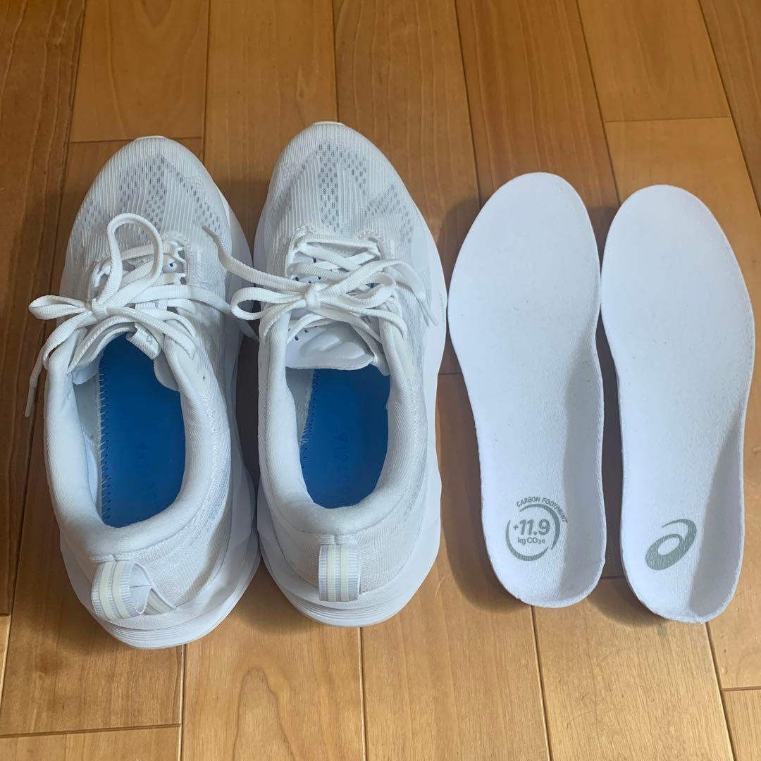 《美品》アシックス NOVABLAST 5 メンズ25.0 ランニングシューズ