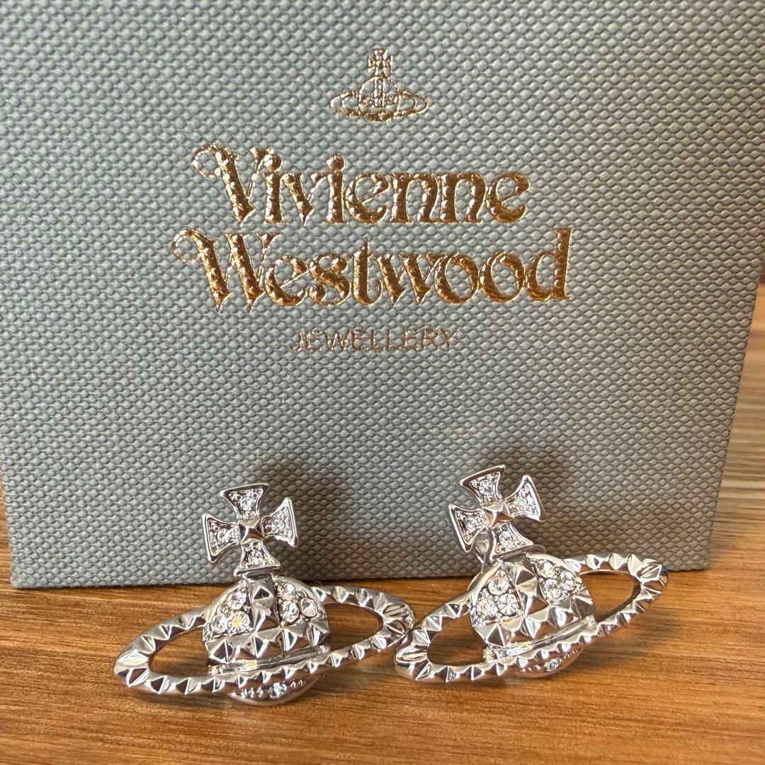 Vivienne Westwood ピアス (シルバー) - メルカリ