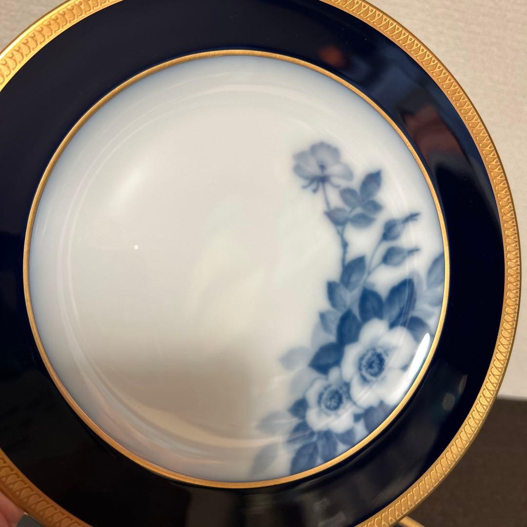 大倉陶園　瑠璃片葉金蝕　岡染め椿　デザートプレート　20.5cm ブルーローズ