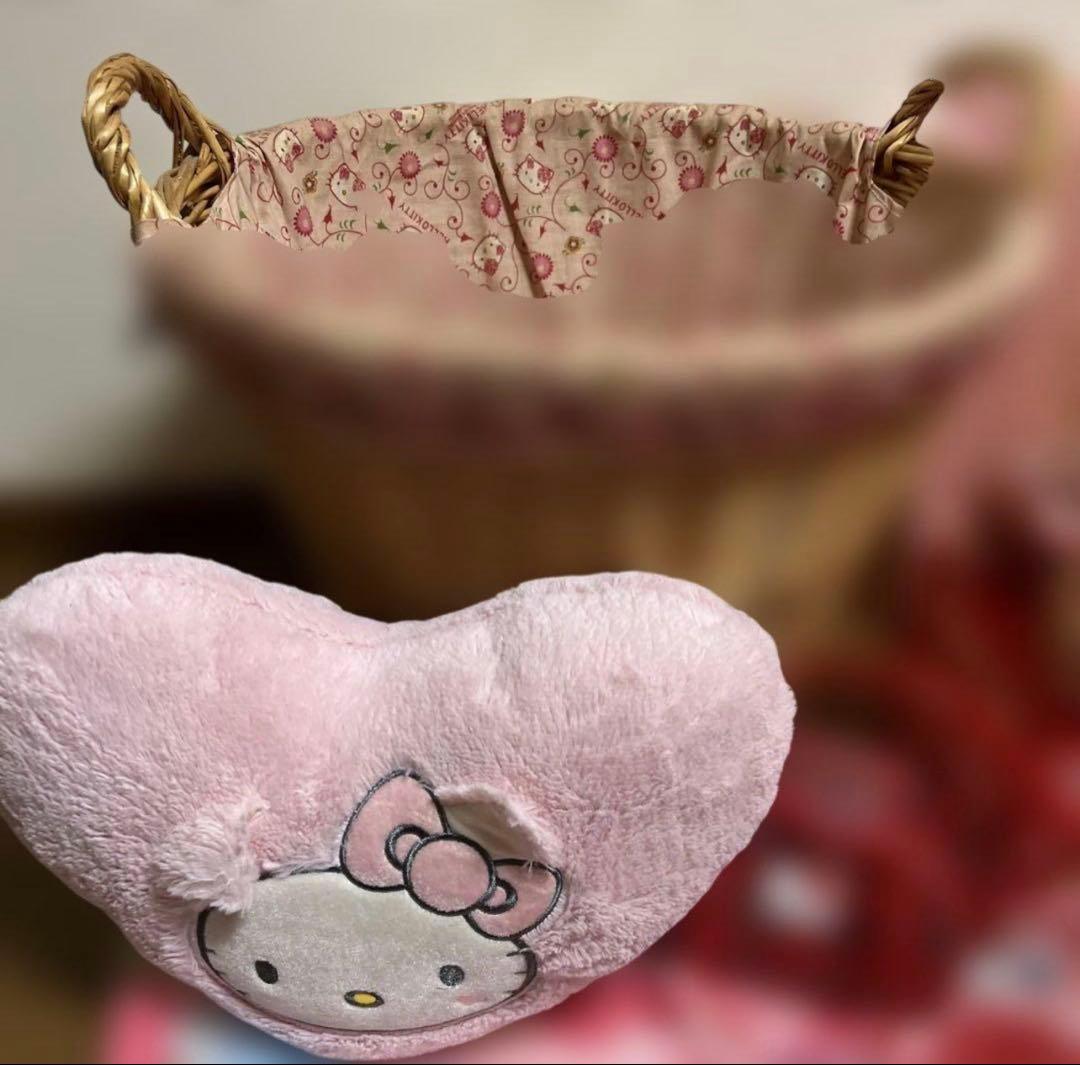 サンリオハローキティ ⭐︎お部屋明るくなってウキウキ❣️グッズ