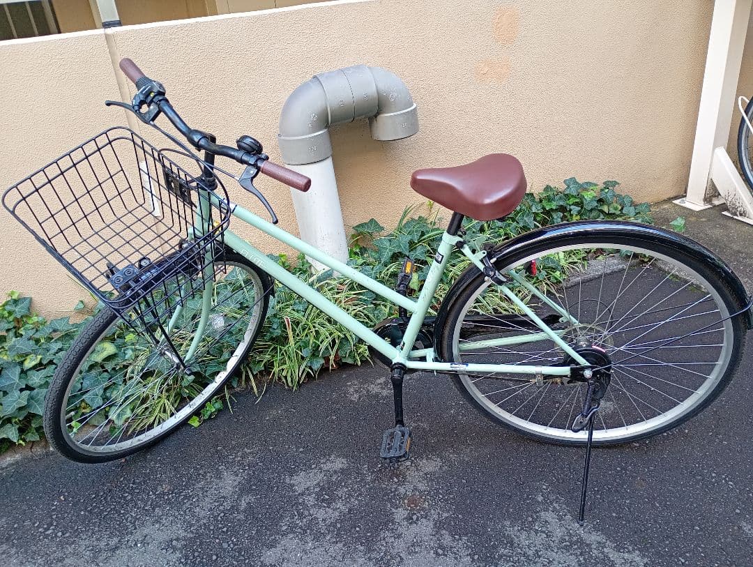 美品 27インチ 6段ギア シティサイクル 自転車 東京 直接取引 自転車 シティサイクル 27型 ウィンドクロスV4 外装6段変速 オート