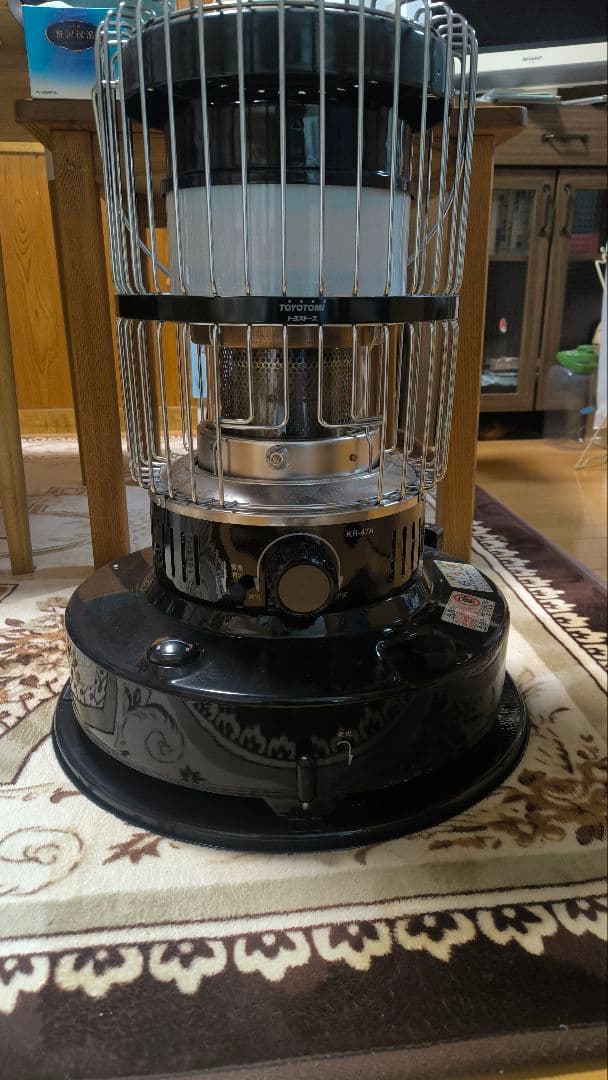 石油ストーブ KR-47A 4700W 7Lタンク 楽天市場】トヨトミ 石油ストーブ KR-47A ベージュ ブラック グレー