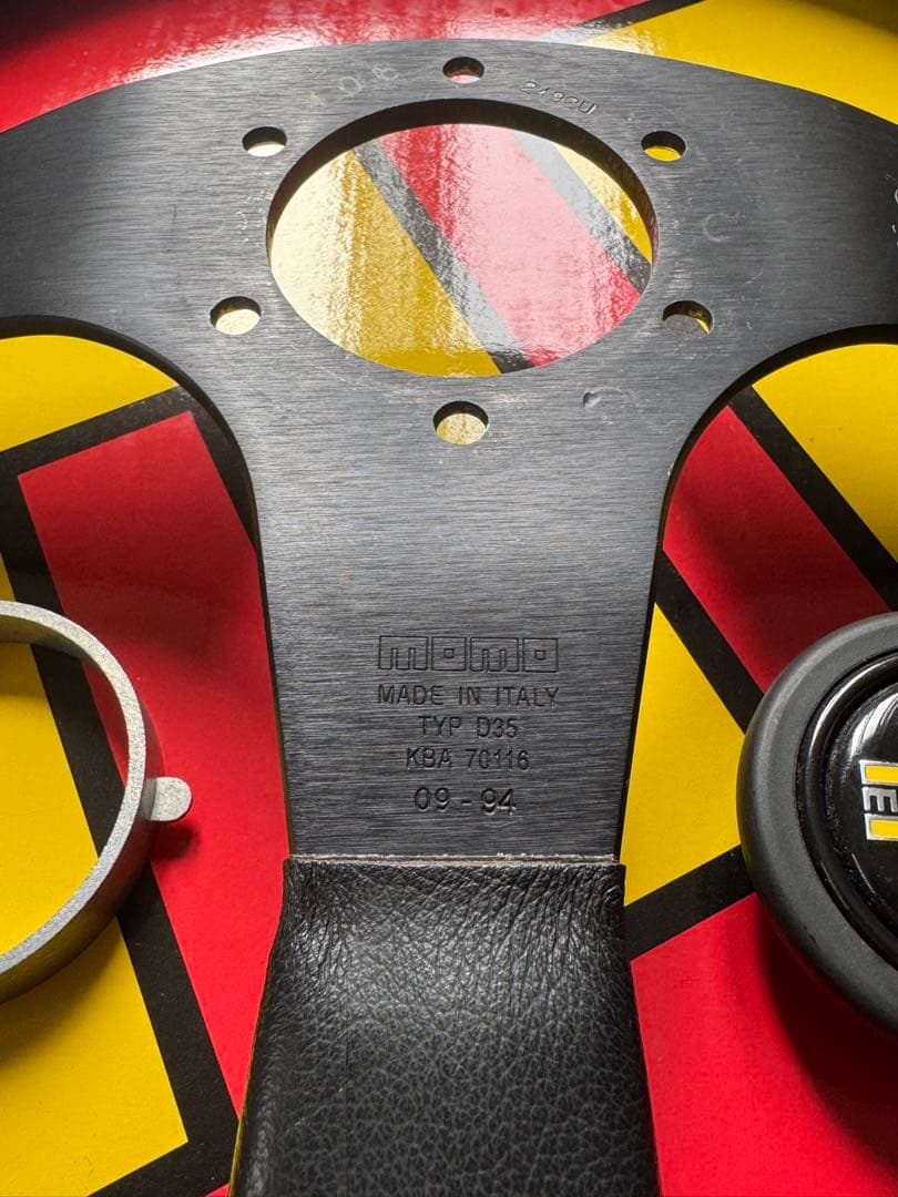 中古】momo CORSE 35Φステアリングホイール 本体 黒 ホーン 外箱