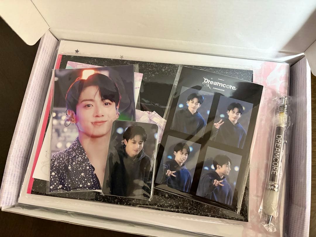 BTS ジョングク　マスター　フォトブックセット BTS ジョングクの写真集「Special 8 Photo-Folio」が発売決定！！発売