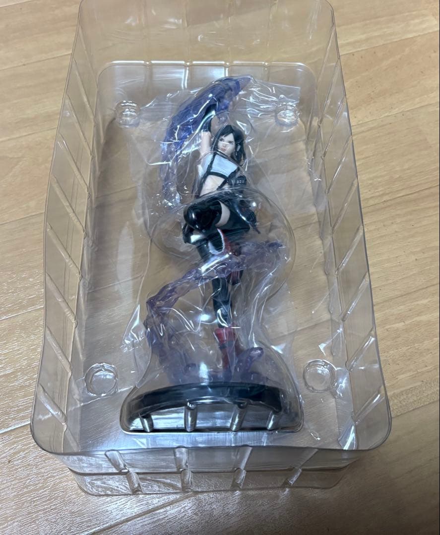 FF7 FF7 くじA賞 クラウド・ストライフ フィギュア エンド賞 ティファ