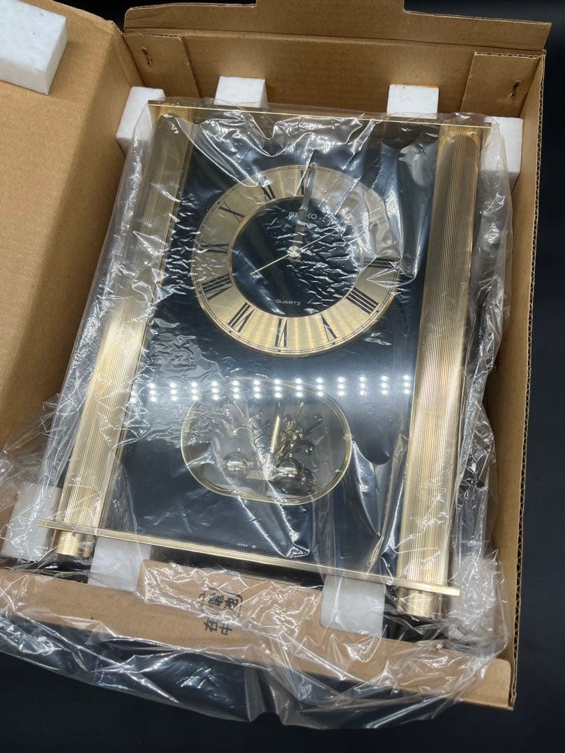 未使用 SEIKO 置時計 未使用 置時計 セイコー HW468B EMBLEM 置時計