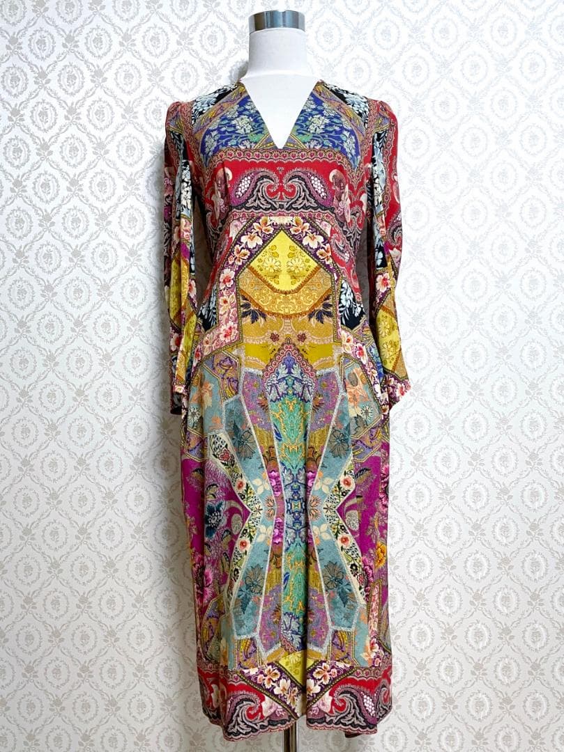 新品 ETRO エトロ 花柄&ペイズリー柄ワンピース 楽天市場】ETRO エトロ ワンピース 良好 サイズ:38 マルチカラー