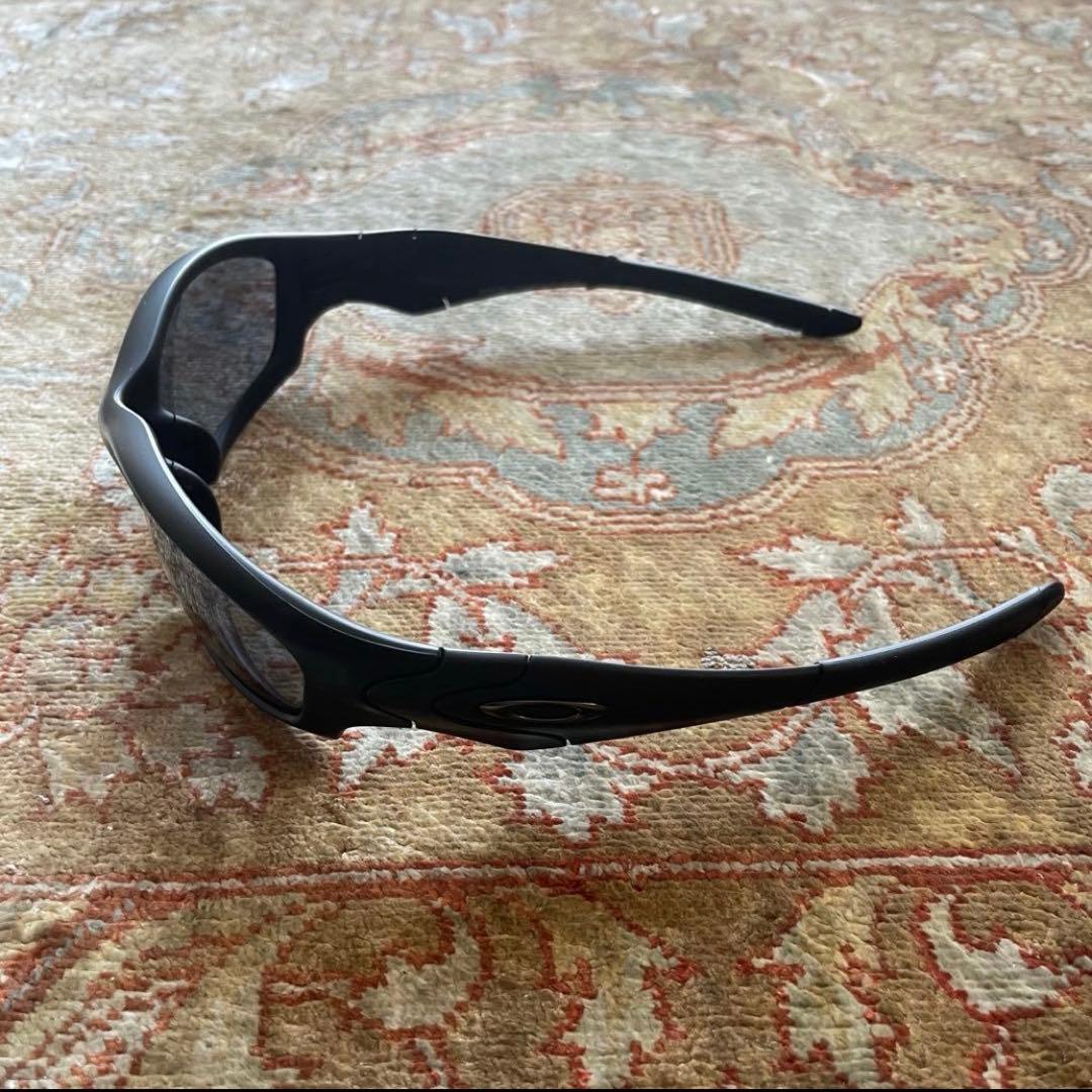OAKLEY ストレートジャケット サングラス マットブラック IO着用モデル