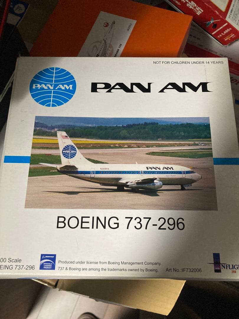 f*0様 限定SALE‼️1/200 PAN AM ボーイング737-200 f*0様 限定SALE‼️1/200 PAN AM ボーイング737-200 f*0様 限定SALE‼️1