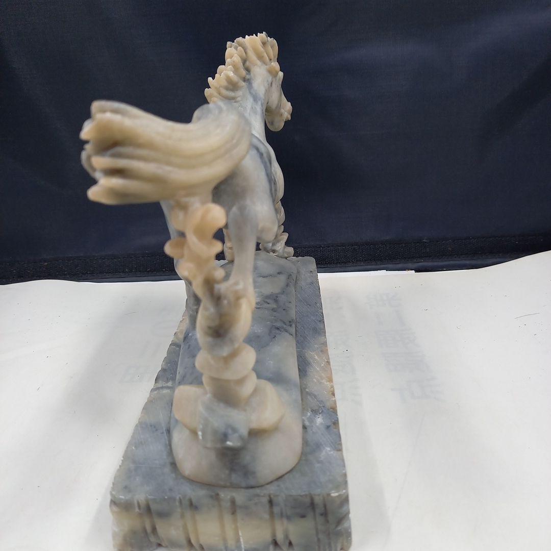 馬置物　天然石　石彫刻　手掘り　2.2kg