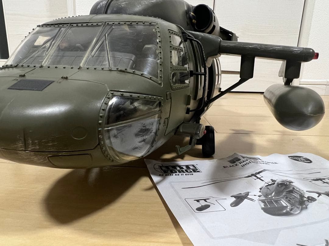 超希少】エリートフォース 1/18 ブラックホーク UH‑60 ヘリコプター