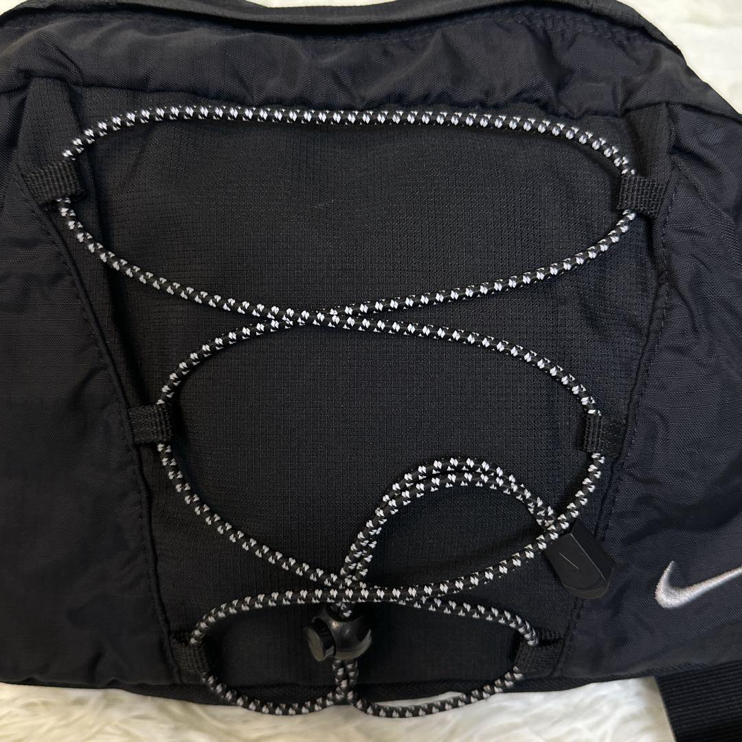 NIKE ボディバッグ y2k 00's テック ショルダーバッグ