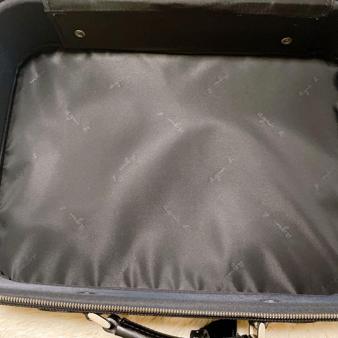 美品 アニエスベーボヤージュ アタッシュケース ロゴ ブラック