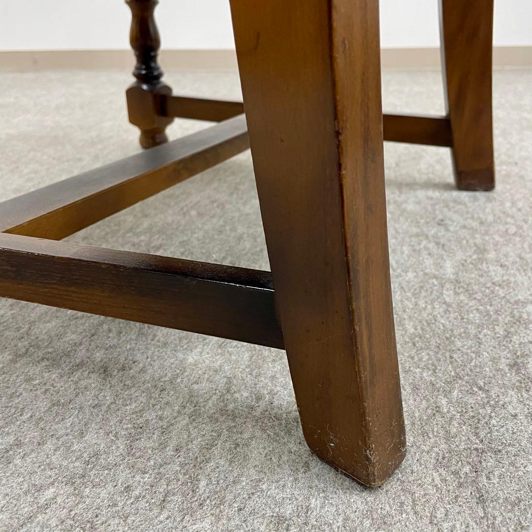 【カリモク】\"コロニアル\"CC3400 肘付食堂椅子 No.5