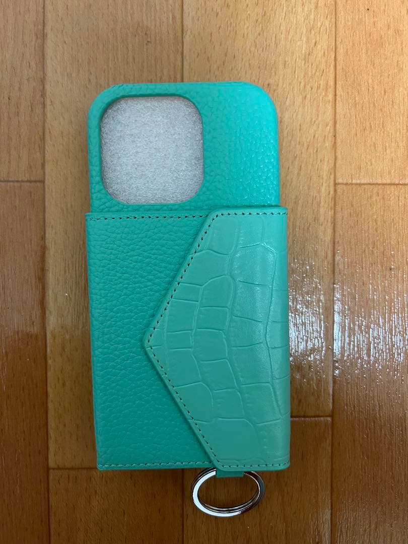 鈴木亜美さん iPhone15proケース - メルカリ