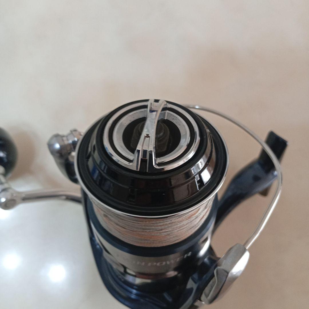 21TWIN POWER SW8000HGスピニングリール - メルカリ