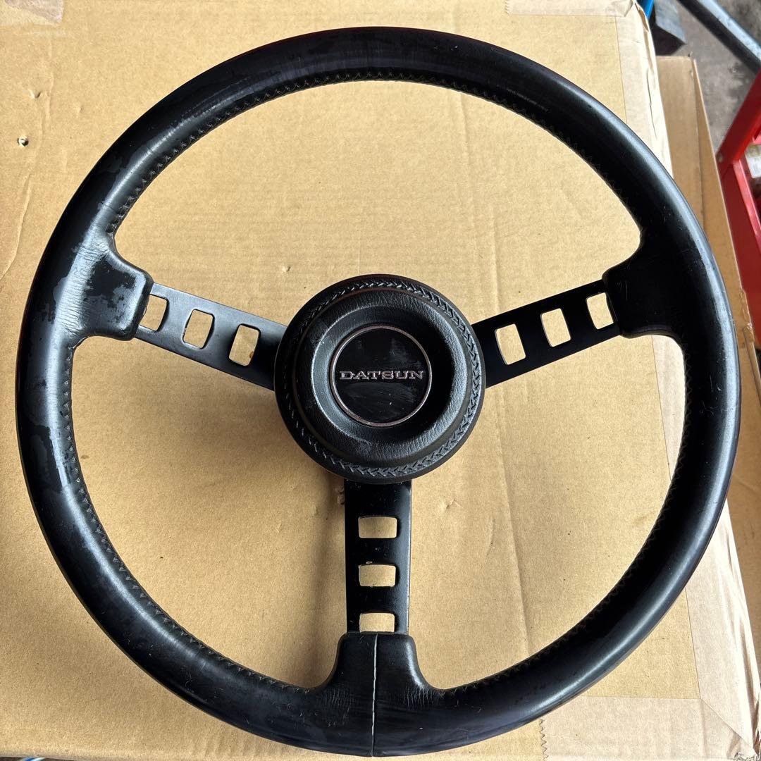 DATSUN スポーツタイプ ステアリング 本体 DATSUN スポーツステアリング 3本スポーク DATSUN スポーツ