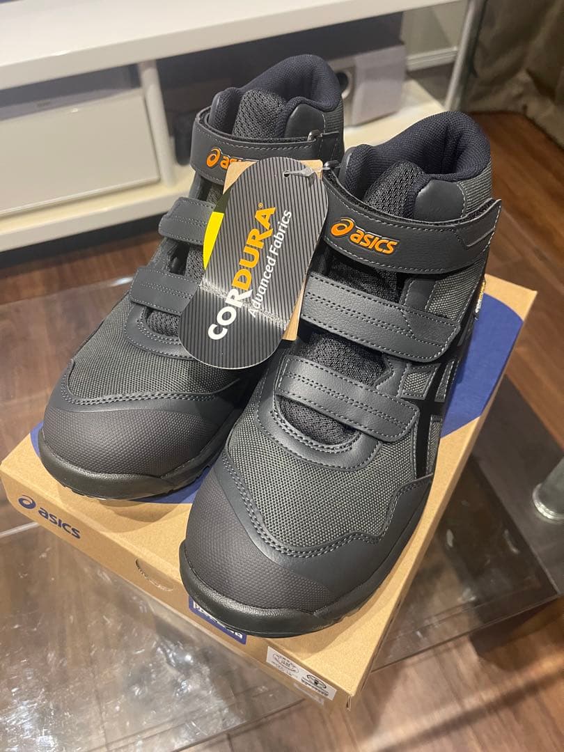 限定色　asics WINJOB CP216 TOUGH 26.0cm
