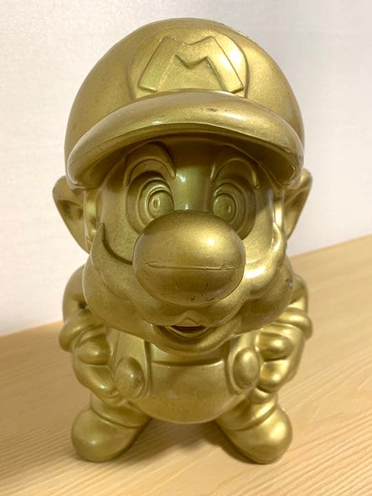 金のマリオ像／店頭展示用非売品