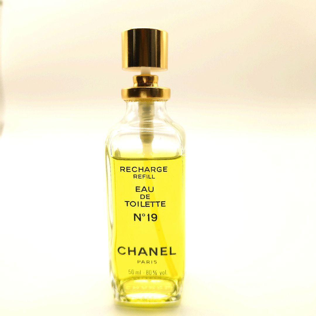 CHANEL No.19 オードトワレ リフィル 50ml ＋ スプレーケース - メルカリ