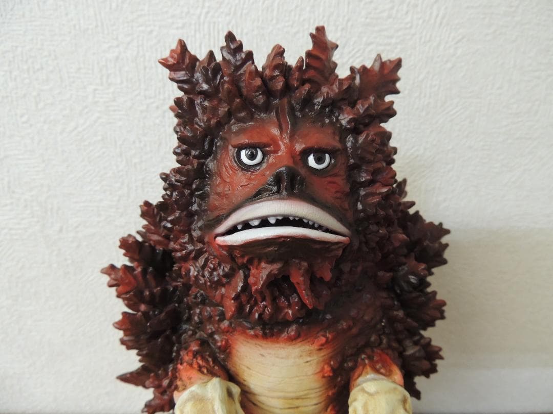 ガラモン 墓場の画廊限定品 塗装済み完成品 ビリケン商会 ウルトラQ