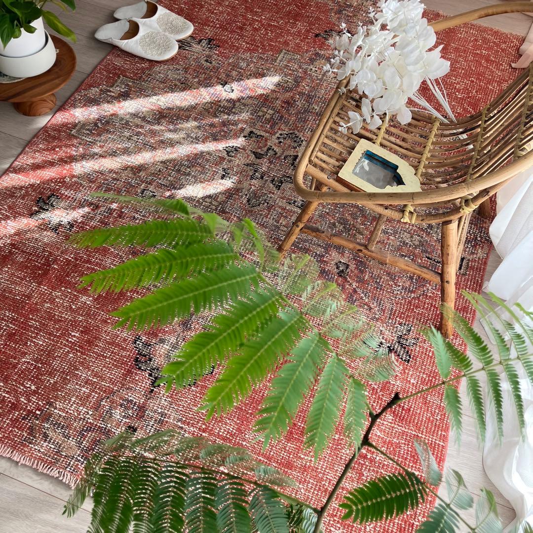 シャビーレッドコーラル116×174ブラック メダリオン トルコ