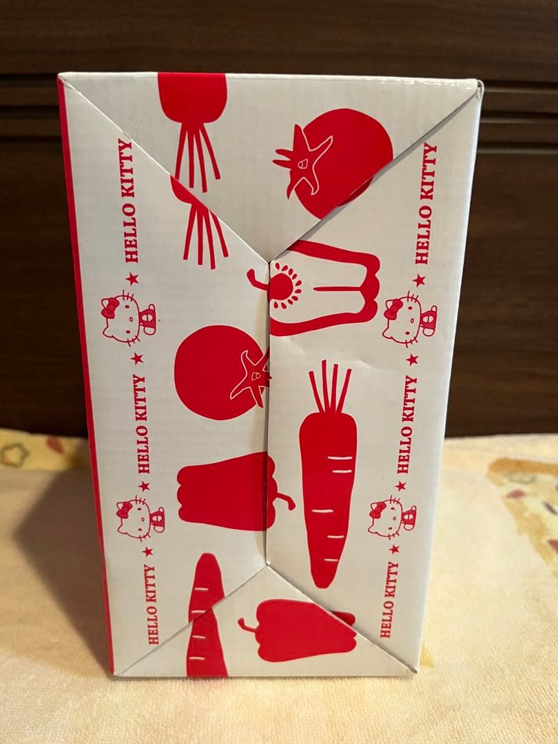 サンリオ ハローキティ キティベジタブルシリーズ ホーロー鍋 赤 2008