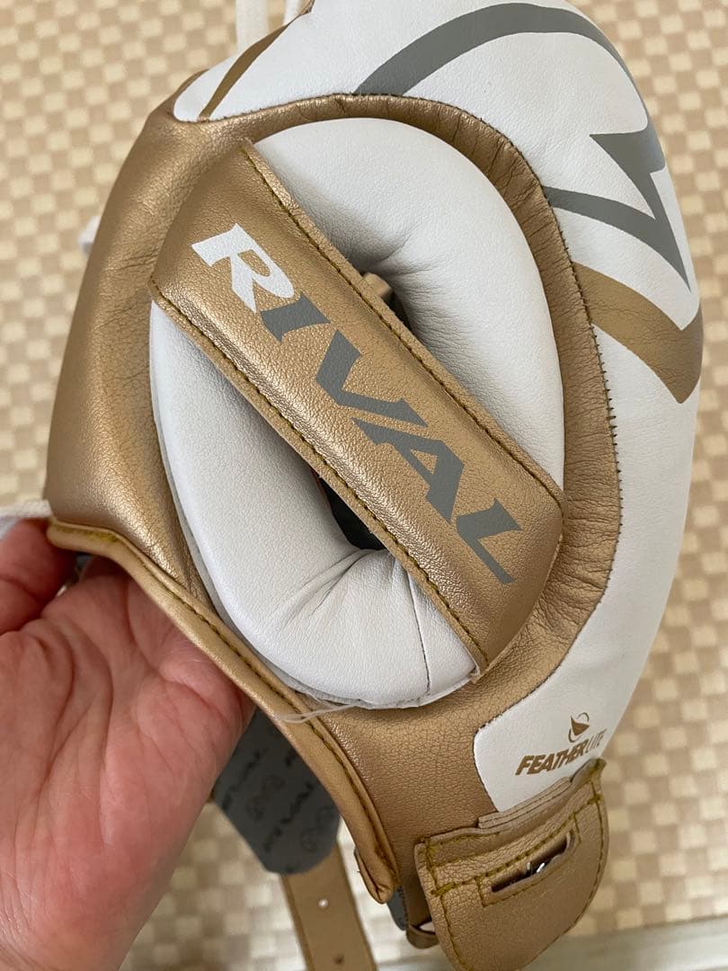 Rival(ライバル)RHG100 ヘッドガード/ホワイト×ゴールドの通販はau PAY