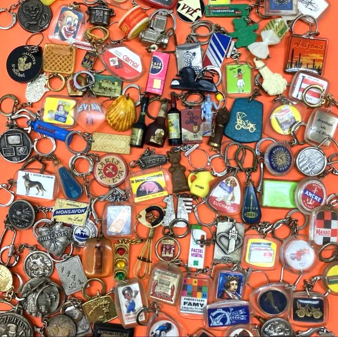 フランス雑貨★フレンチキーホルダー大量100個セット②★ワイン　フレンチパブ フランス雑貨☆フレンチキーホルダー大量100個セット②☆ワイン