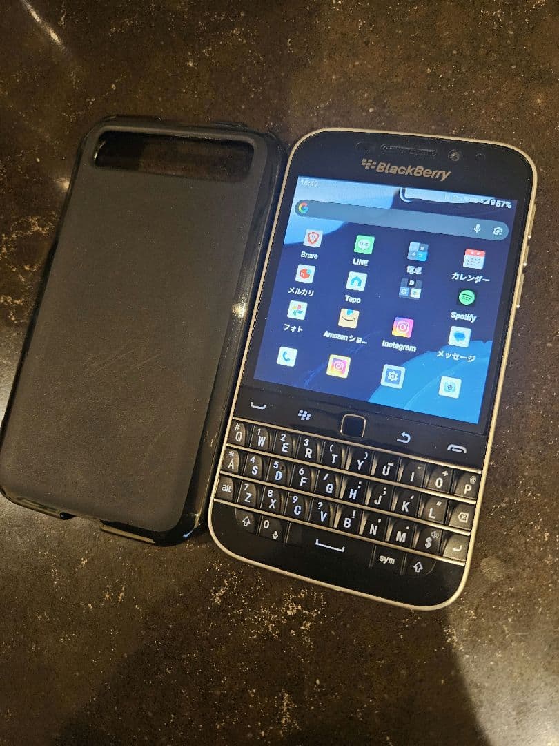 BlackBerry-Q25 zinwa Android14 ブラックケース付 - メルカリ