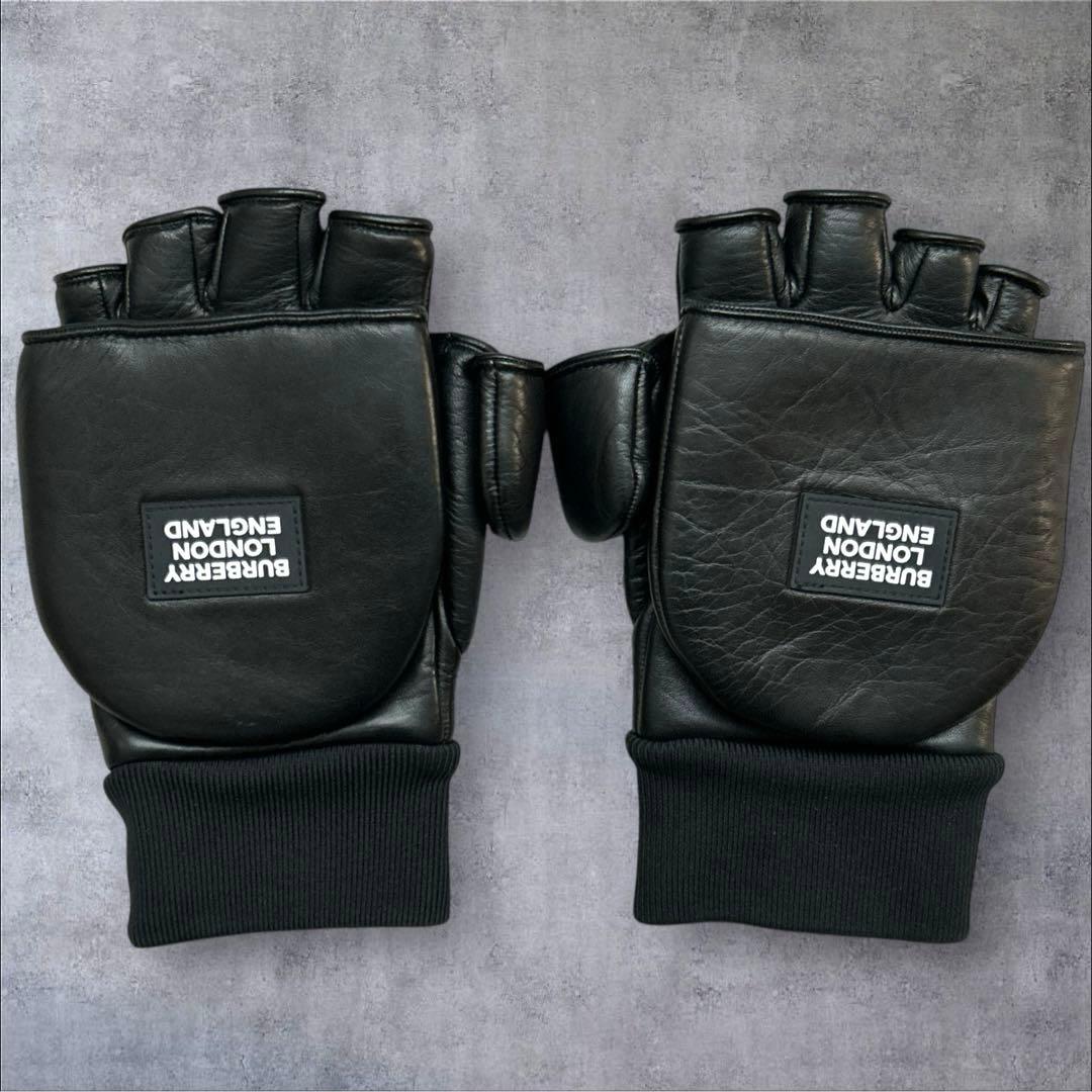 極美品 BURBERRYミトングローブ オープンフィンガー Mサイズ