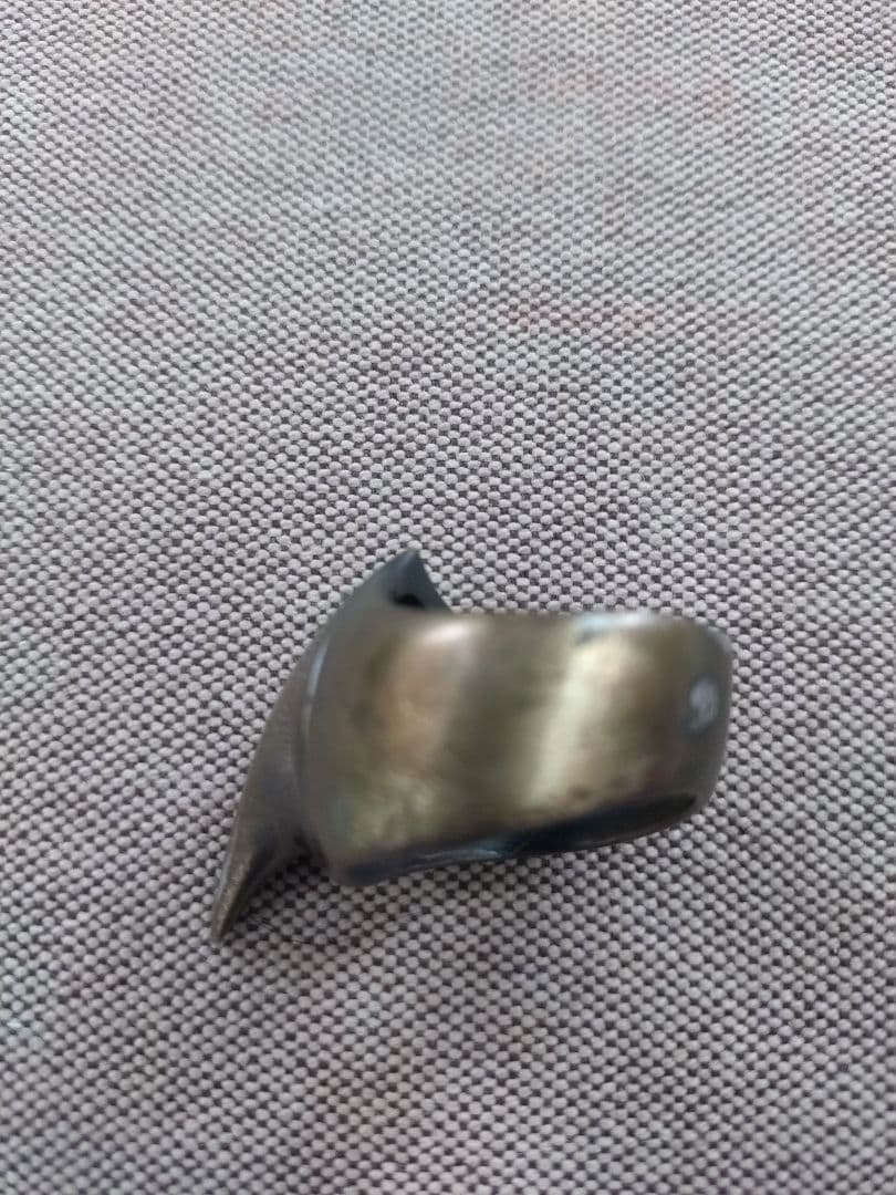 ビューティビースト シルバーコーティング薔薇の棘デザインのリング