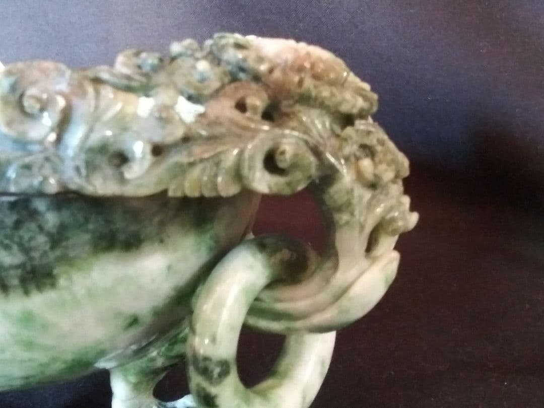 玉製花薫(香炉) 南陽翡翠(独山玉)製 中国工芸品 置物 NO.836 - メルカリ