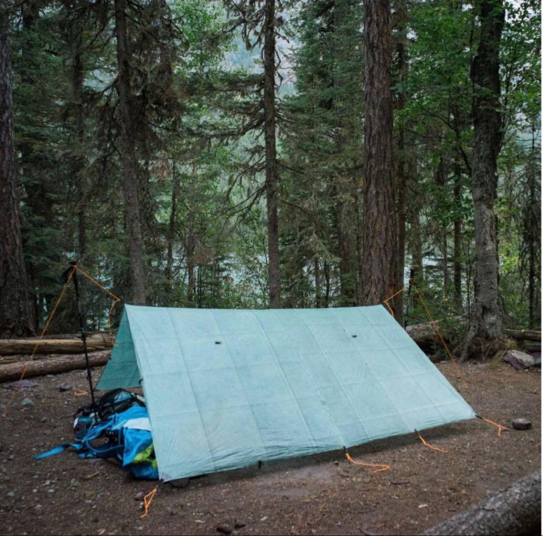 HYPERLIGHT MOUNTAIN FLAT TARP 8\"×10\" Dyneema Ultralight Tarp - Hyperlite Mountain Gear