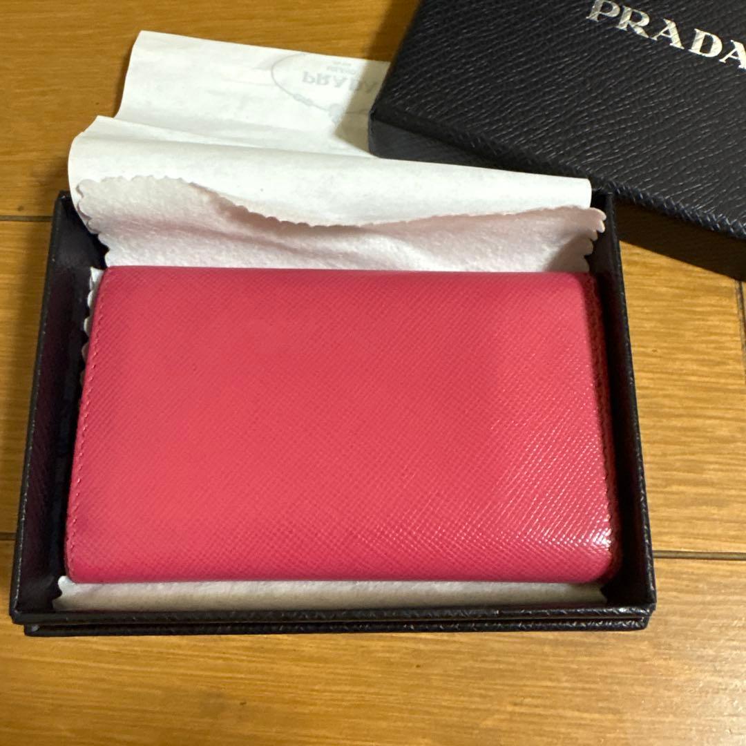 PRADA プラダ サフィアーノレザー キーケース ピンク - メルカリ
