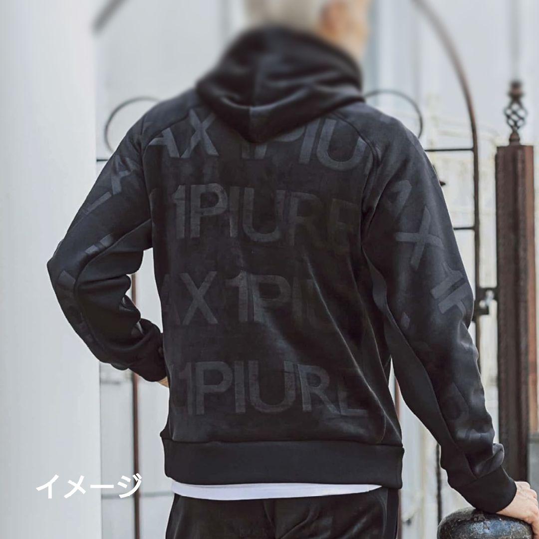 ウノピゥウノウグァーレトレ リラックス エンボスロゴ ベロア パーカー