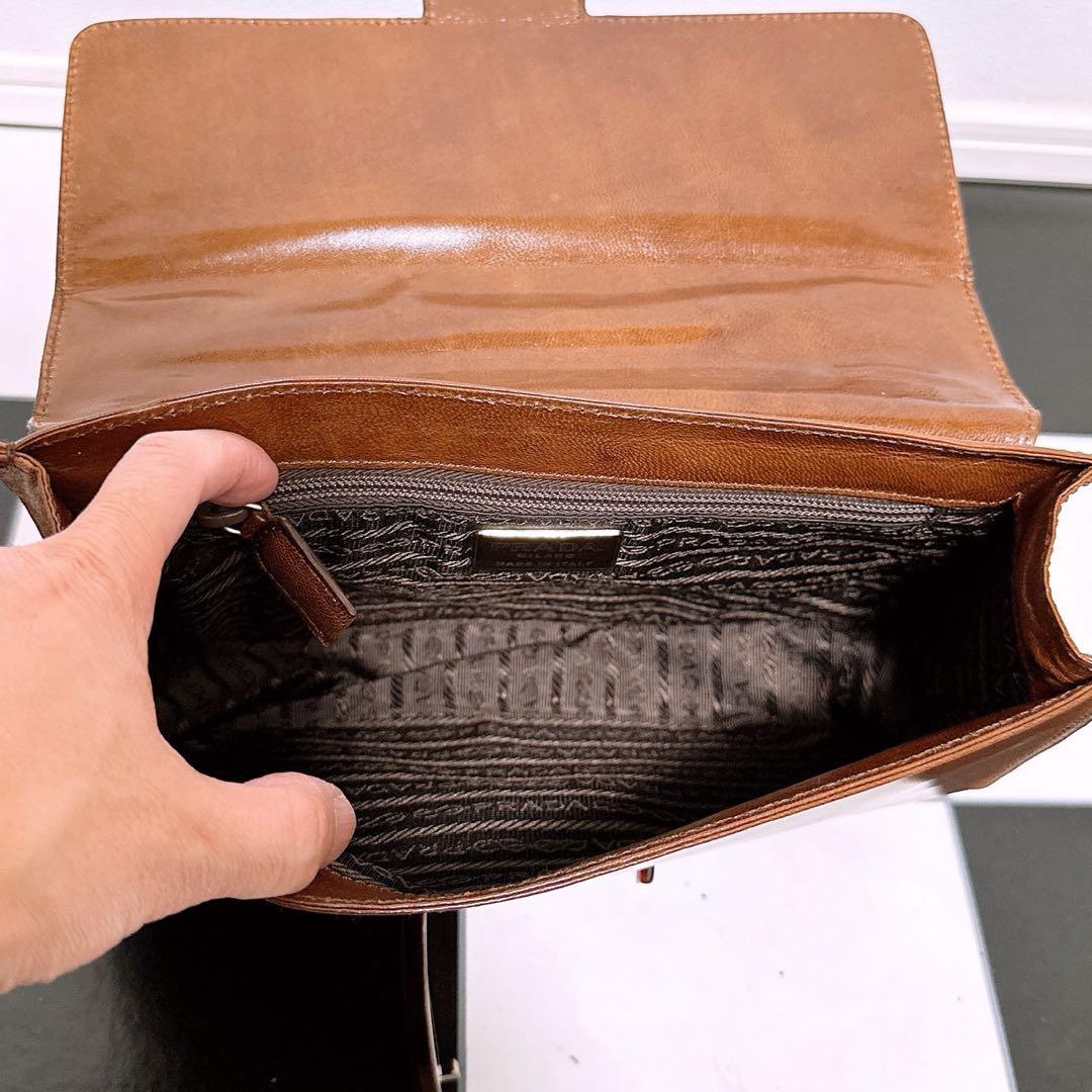 《美品》PRADA(プラダ)ハンドバッグ