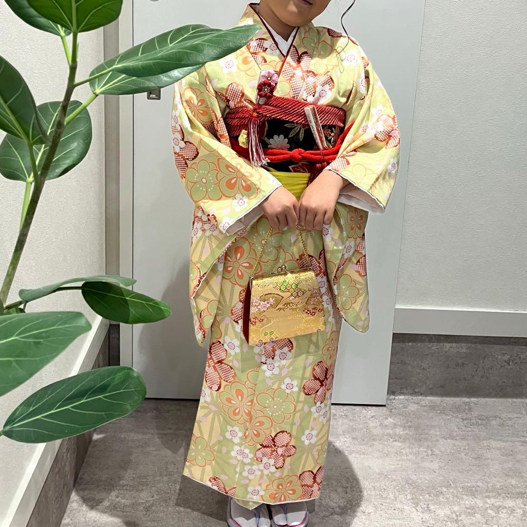 七五三用 子供用着物 グリーン系黄色とピンクの花柄130 七五三用 子供用着物 グリーン系黄色とピンクの花柄130