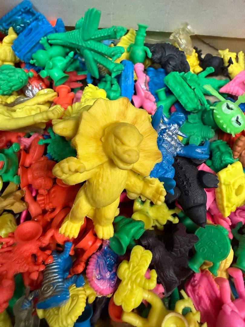 昭和レトロ 怪獣消しゴム 大量まとめ売り ウルトラマン 谷 ゴジラ 当時物