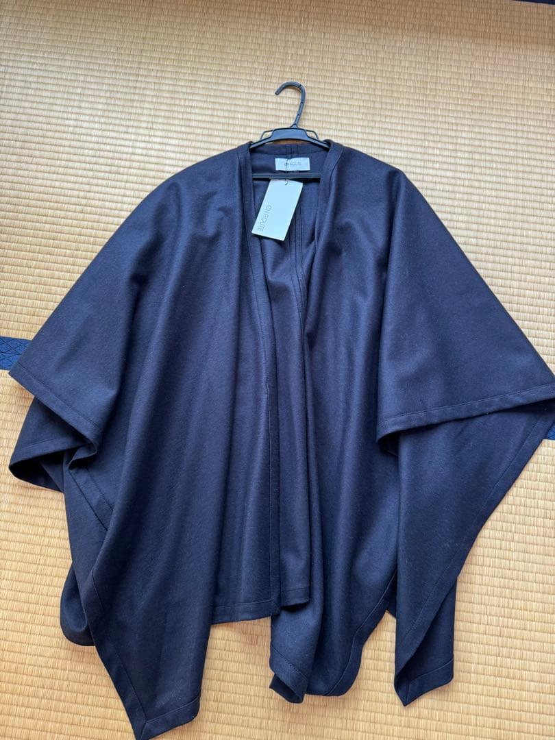 【新品】定価35,000円　アンルート　en route ウールポンチョ antiqua（アンティカ） 「SEAVEN」 ARROW PONCHO アローポンチョ 送料