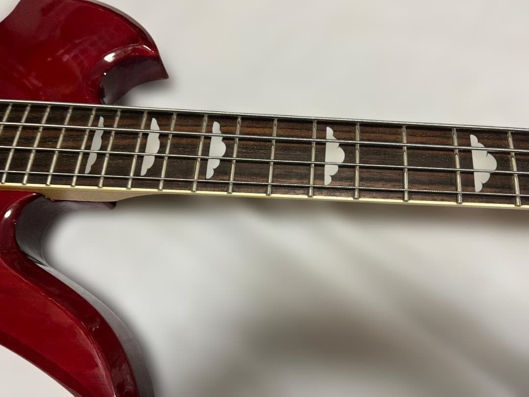 B.C.Rich モッキンバードベース　シースルーワインレッド　レアカラー