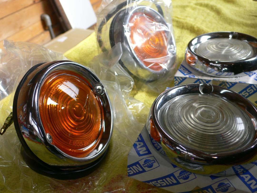 フェアレディ―SP，SR用 フロントウインカー＆白レンズ フェアレディ